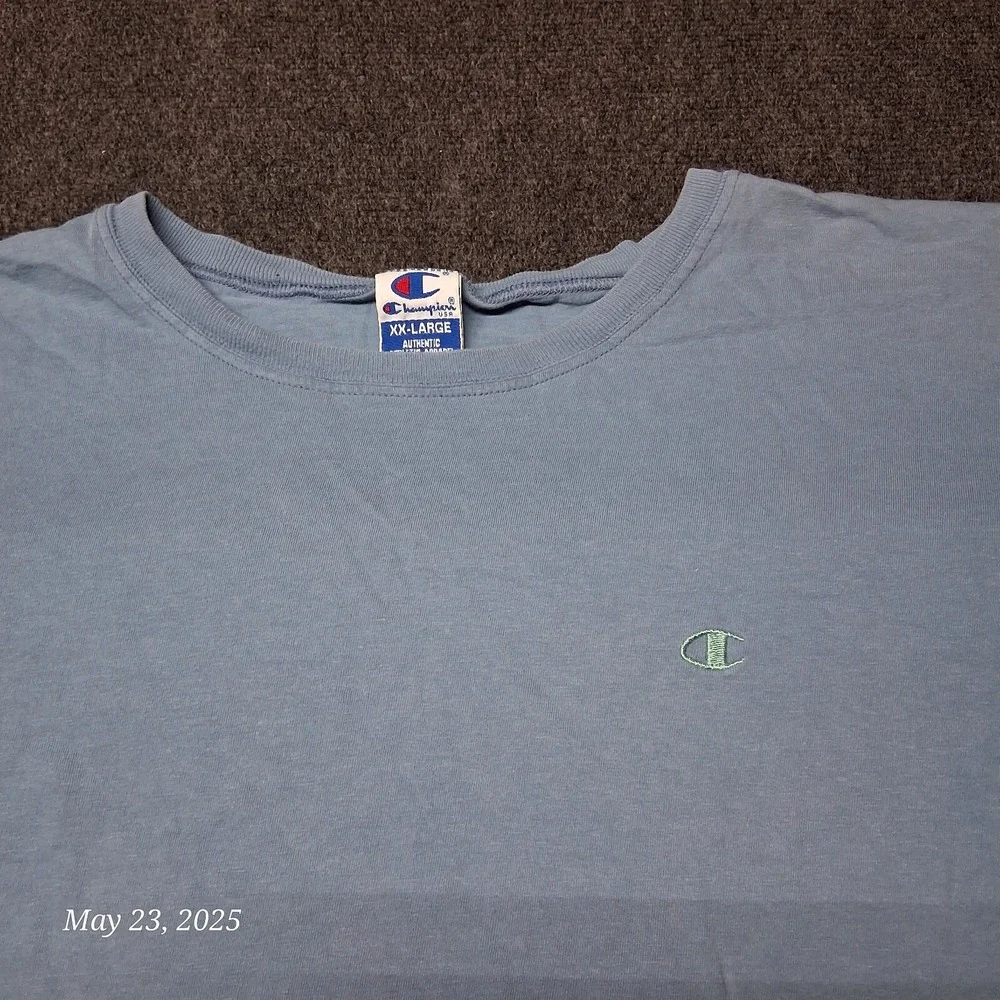 Vintage Champion Lightweight T Shirt Men Size 2XL‎ Blue Faded 90s Crew Neck - Picture 2 of 8